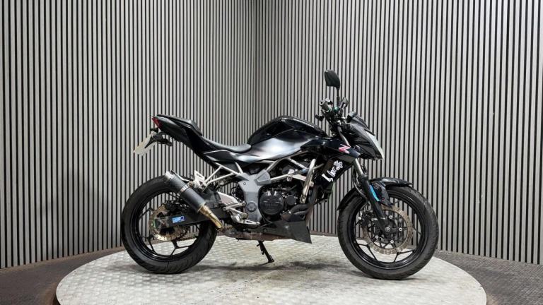 Kawasaki Z NINJA [Phone number removed]K LIGHTWEIGHT 250CC A2 READY PROJECT BIKE