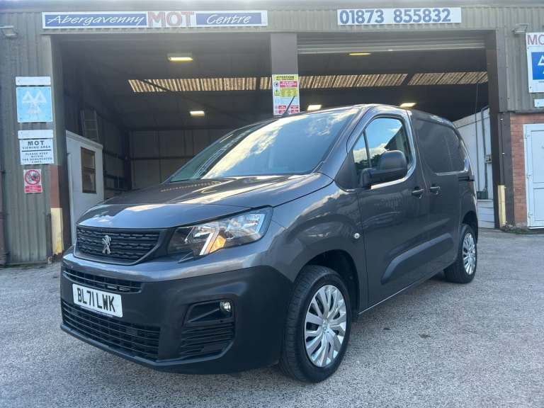 2021 Peugeot Partner 1000 1.5 BlueHDi 100 Professional SWB L1 Grey NO VAT