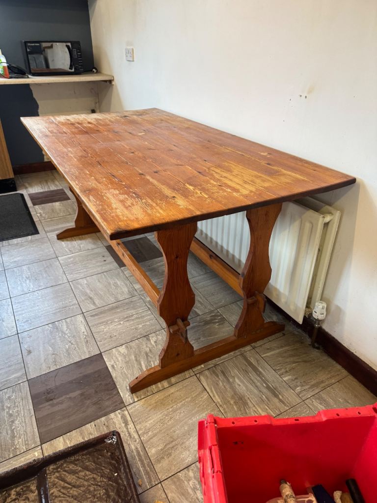 Dining table 