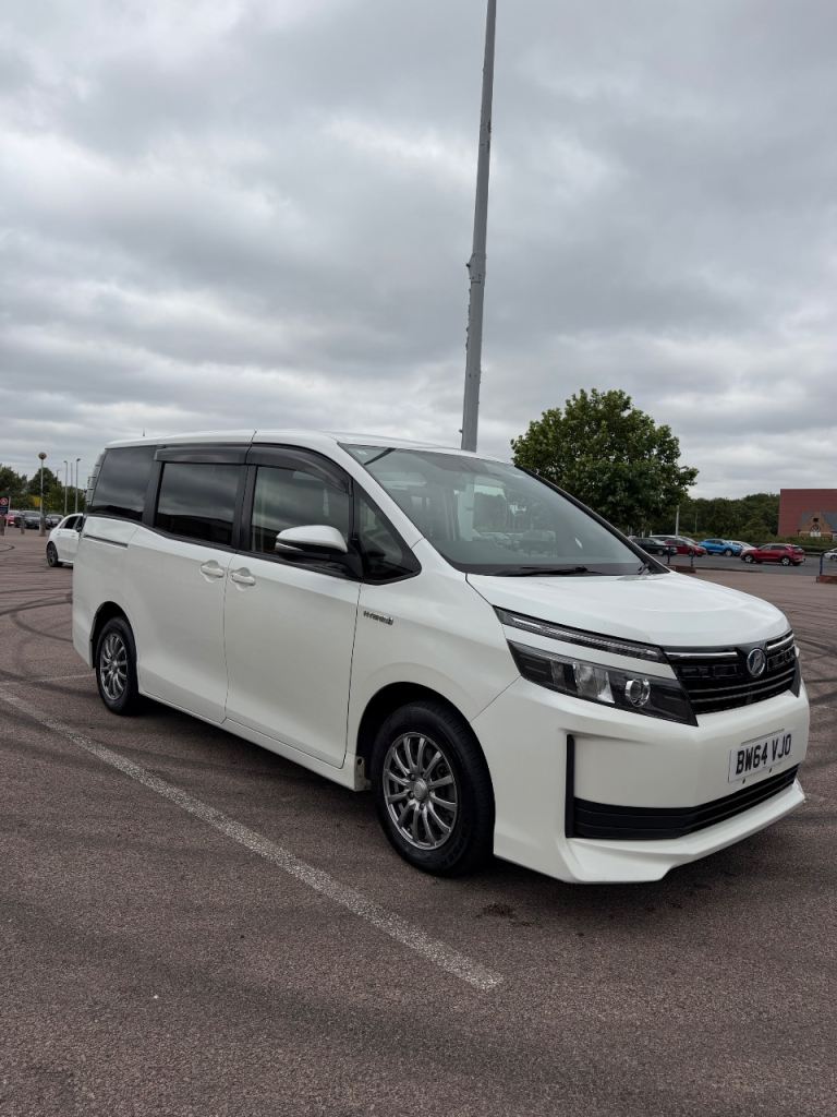 Toyota, NOAH VOXY HYBRID ZWR80 AU, 2015, 1800 (cc)