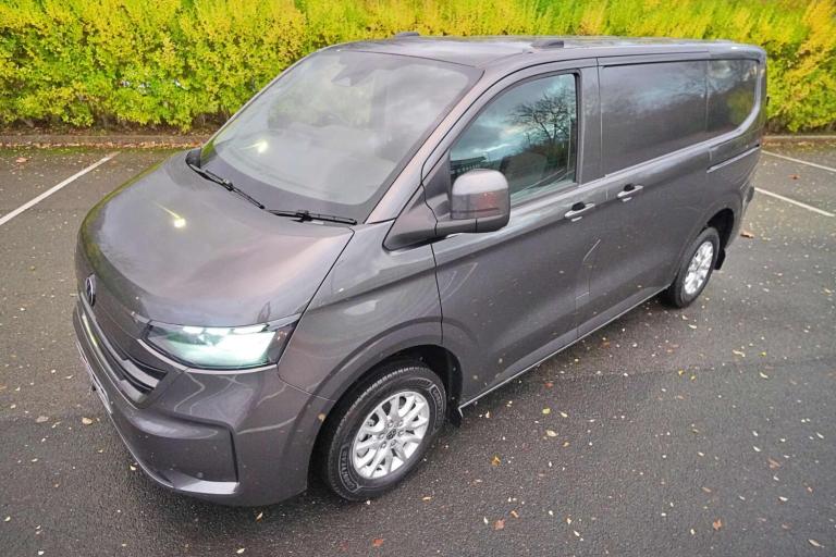 2025 Volkswagen Transporter 2.0 Transporter T28 Commerce Pro TDI + Delivery Miles + VW 5 Plus Pan...