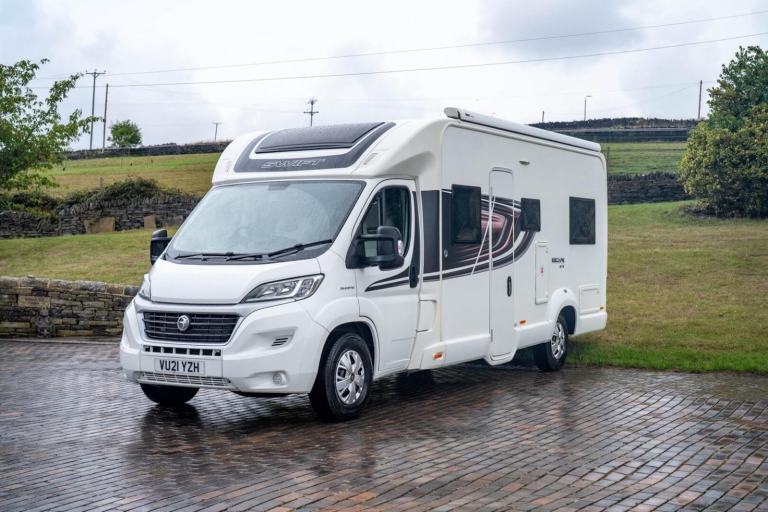 2021 Swift Escape 674