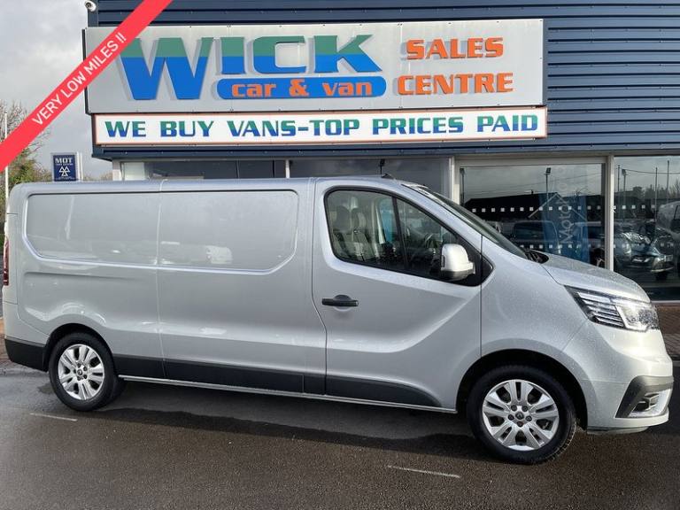 2022 Renault Trafic LL30 Blue dCi 130 Sport Van PANEL VAN DIESEL Manual