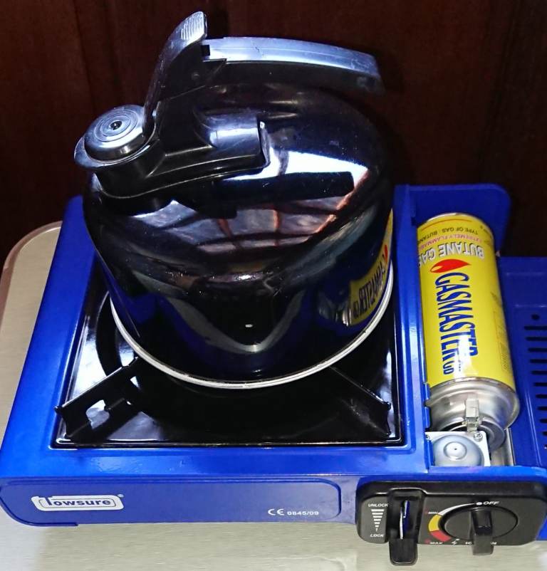 Portable Gas Camping Stove with accessories 