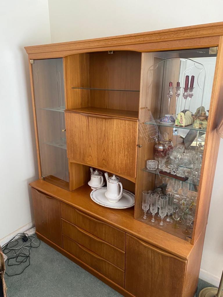 Display/Storage Cabinet 