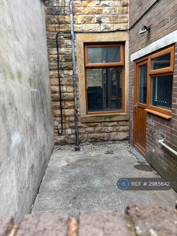 Studio flat in Cleaver St, Burnley, BB10 (#2985642)