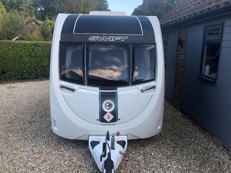 SWIFT sport expression ashurst  compact  touring caravan
