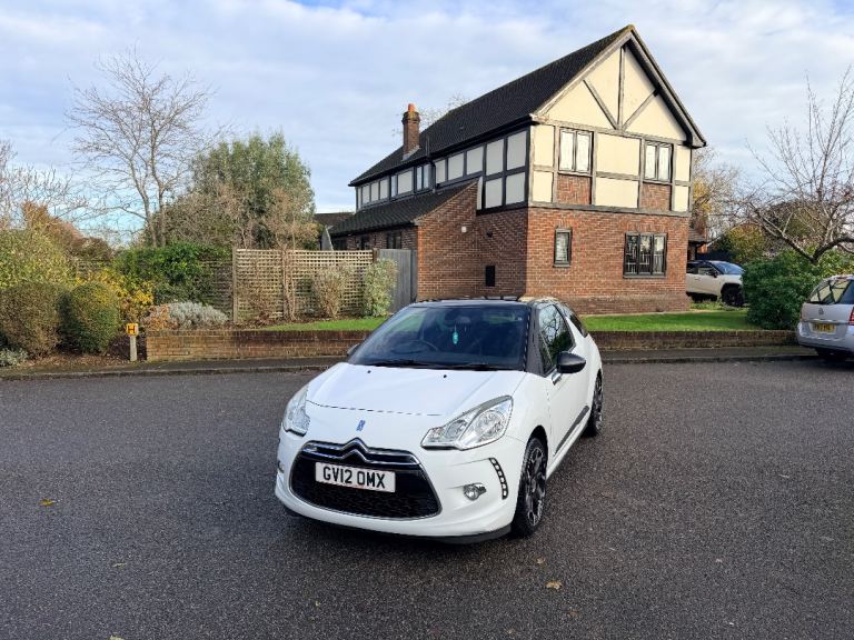 Citroen, DS3, Hatchback, 2012, Manual, 1598 (cc), 3 doors