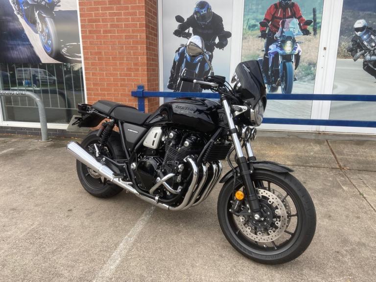 HONDA CB 1100 RS, IMMACULATE, ONLY 5K MILES! 