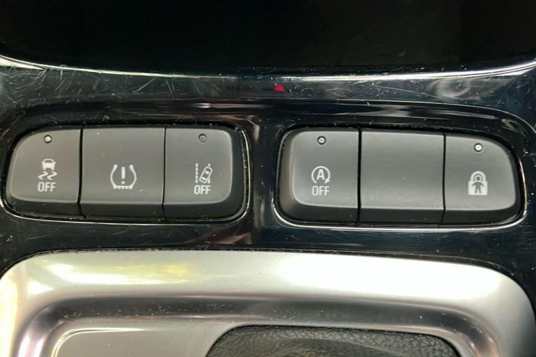  Vauxhall Crossland 1.2 Turbo Ultimate Suv 5dr Petrol Auto Euro 6 s/s 130 Ps