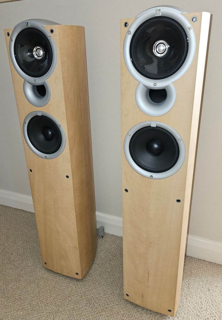 KEF Q4 BASS RELEX SPEAKERS