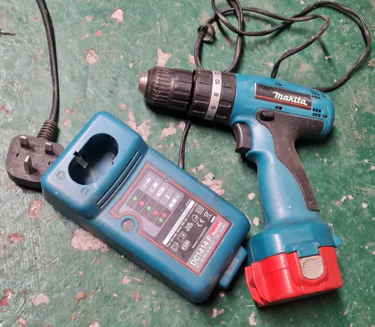 Makita 8270D Drill