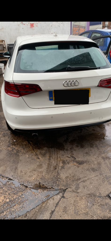 Audi a3 white sport
