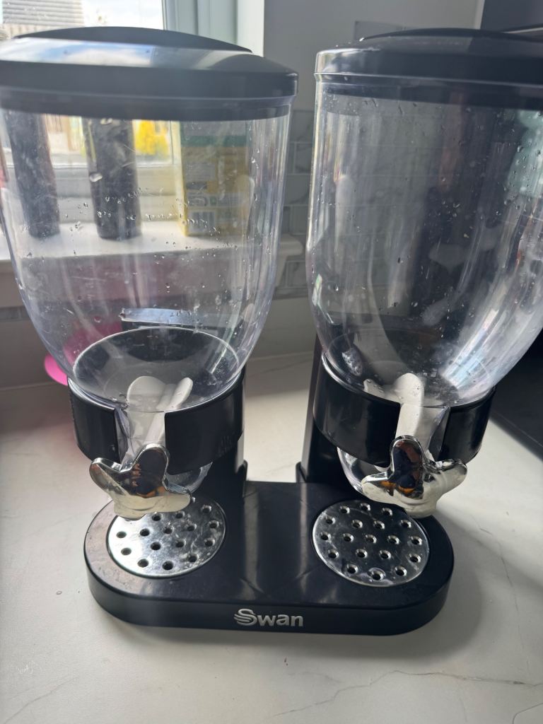 Cereal dispenser large