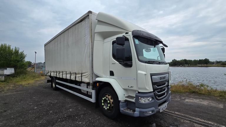 2021 DAF Trucks LF260 FA 18T Curtainside with Tuckunder Tail Lift