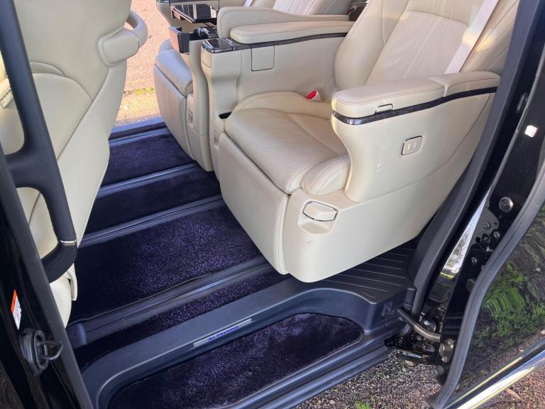  Toyota Alphard 2.5 HYBRID PETROL EXECUTIVE LOUNGE Petrol/Electric Hybrid Automatic