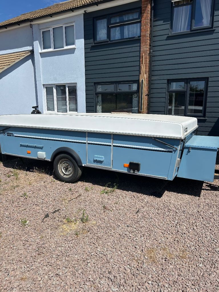 Esterel folding caravan