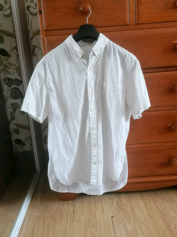 GAP. Nice Man's T-shirt Standart fit stretch, L-size.Good condition. 