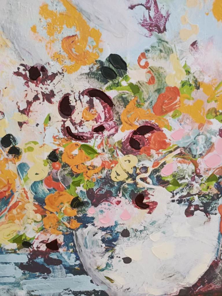 Flower print with textured finish in parts. On canvas