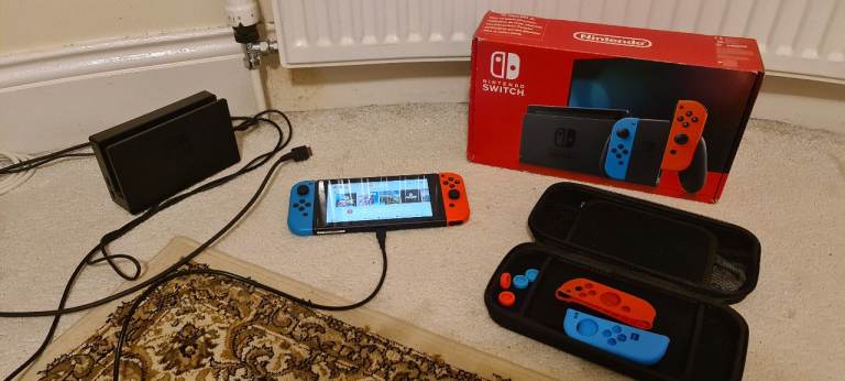 Nintendo Switch (Original Model) – Boxed – Very good Condition