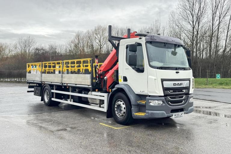 2020 20 plate Euro 6 DAF LF260 4X2 Streetlighter