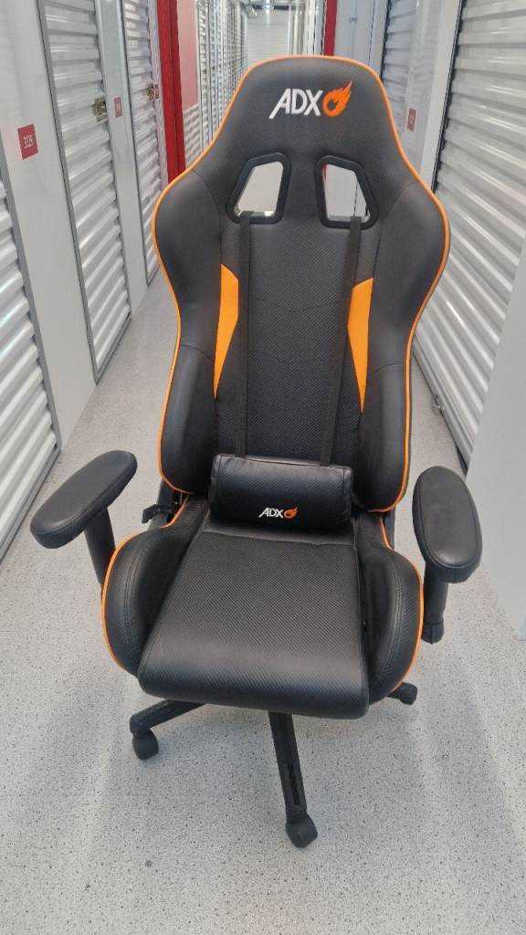 ADX Gaming Chair – Very Good Condition | Smoke & Pet Free