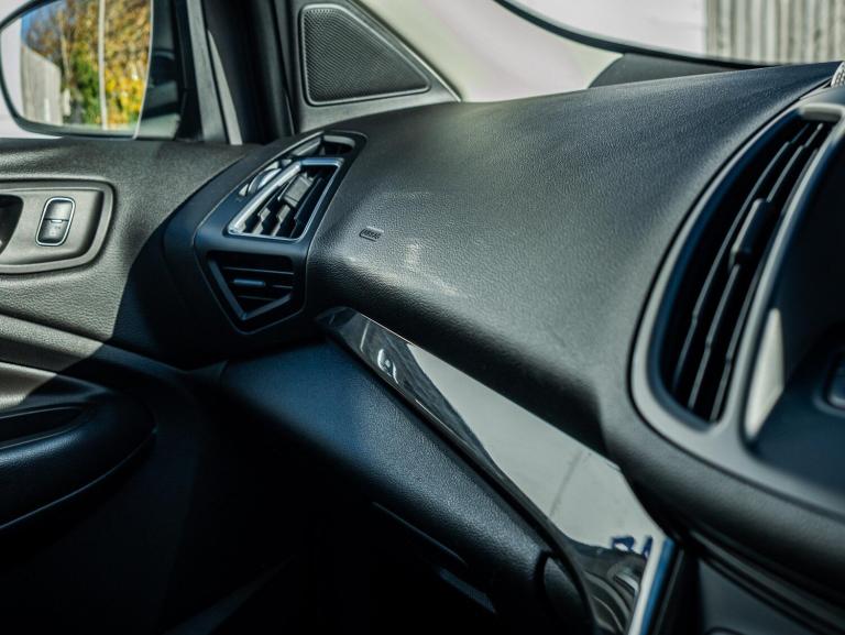 2017 Ford Kuga 2.0 TDCi Titanium Euro 6 (s/s) 5dr HATCHBACK Diesel Manual