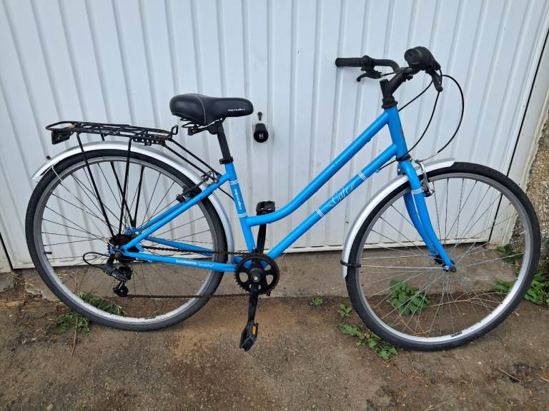 Apollo Cafe Ladies Bicycle For Sale in Good Riding Order 