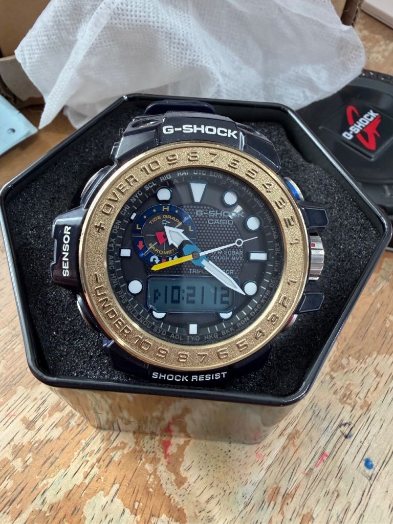 G-Shock Black & Gold 'Shock Resist' Watch - Near New Condition