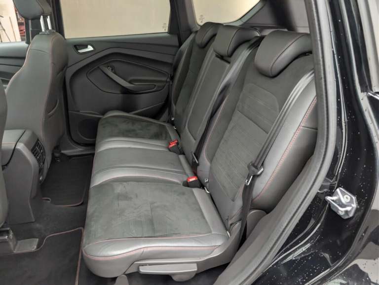 2018 Ford Kuga 1.5T EcoBoost ST-Line X SUV 5dr Petrol Auto AWD Euro 6 (s/s) (176 ps) - PAN HATCHB...