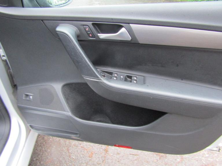 Volkswagen Passat 2.0 TDI Bluemotion Tech Executive Auto Estate GREAT CONDITION