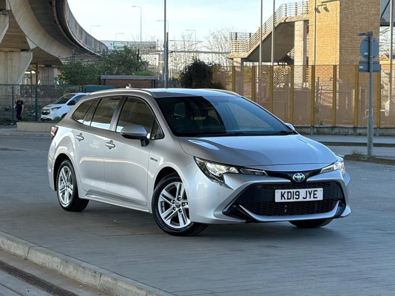2019 Toyota Corolla 1.8 VVT-h Icon Tech Touring Sports CVT Euro 6 (s/s) 5dr ESTATE Petrol/Electri...