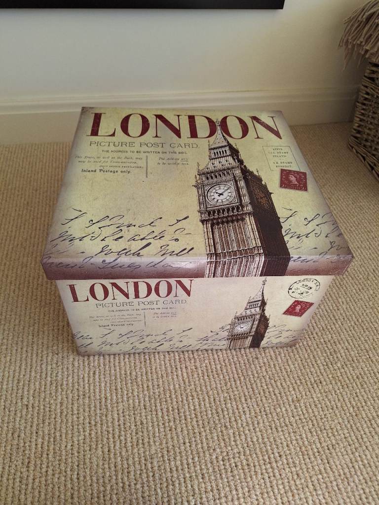 Collapsible Storage box 
