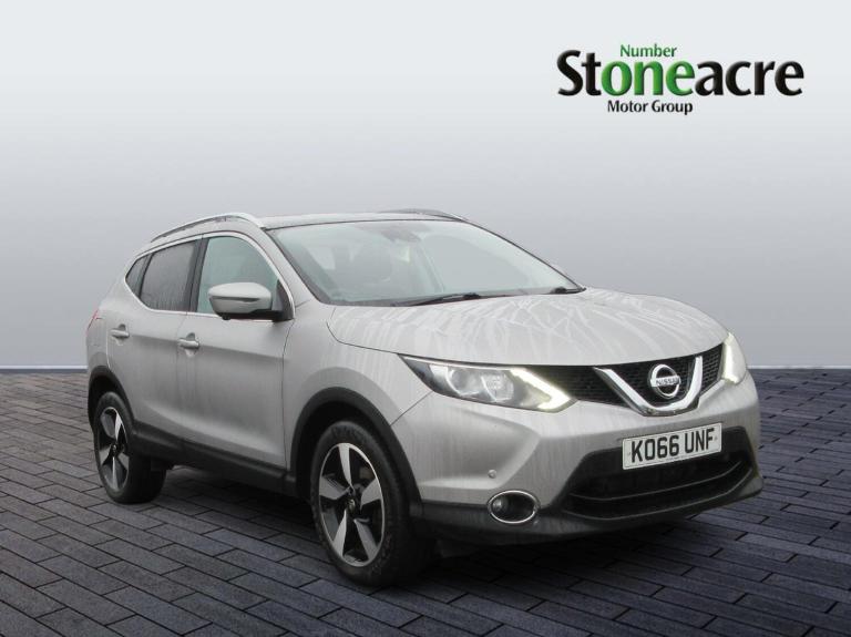 2017 Nissan Qashqai 1.2 DIG-T N-Connecta SUV 5dr Petrol Manual 2WD Euro 6 (s/s) (115 ps) HATCHBAC...