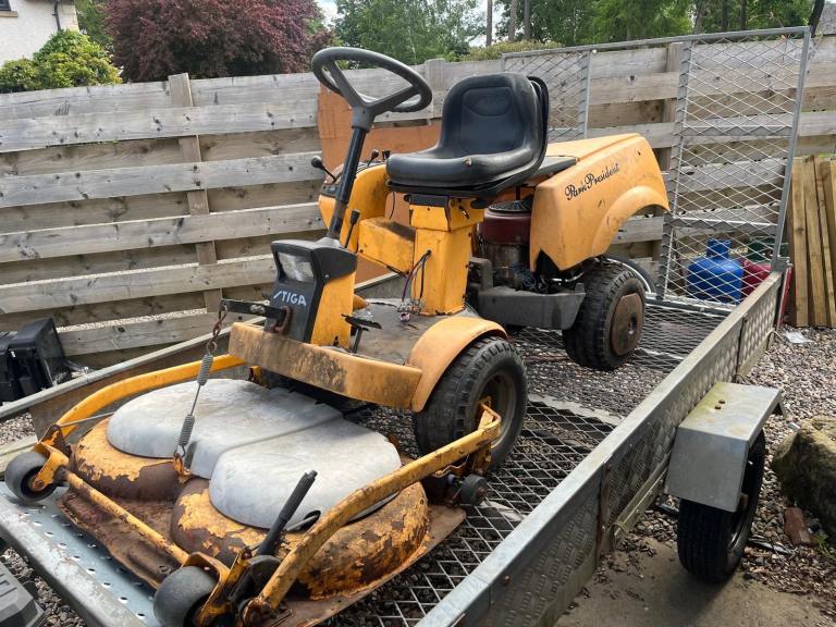 Spares or repairs Ride on mower