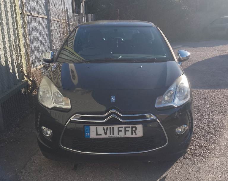 Sporty, Sleek Citroen DS3 