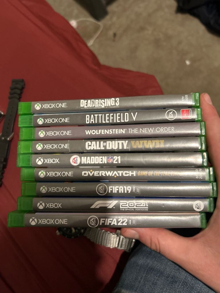 Xbox One Games Bundle – Dead Rising 3, Battlefield V, FIFA 22 & more