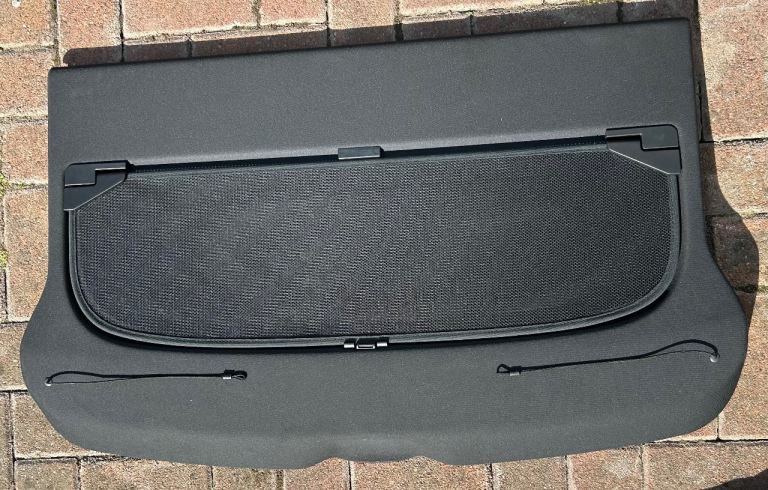 Audi a3 8p parcel shelf
