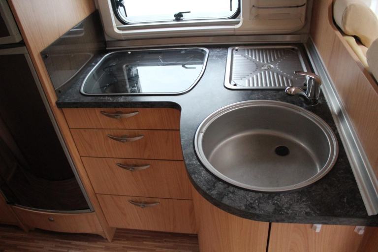 Burstner Levanto A576 DIESEL MANUAL 2008/58