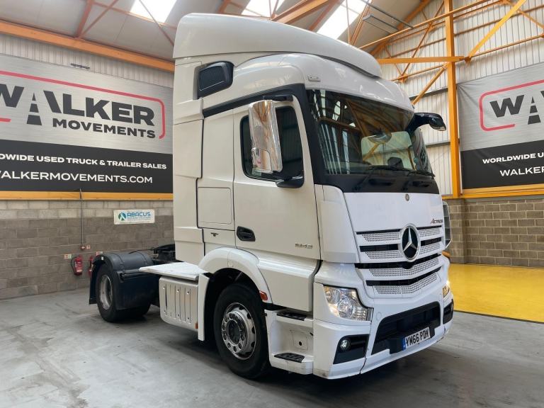 MERCEDES ACTROS 1843 STREAMSPACE *EURO 6* 4X2 TRACTOR UNIT – 2017 – YM66 PDY