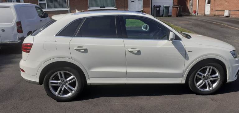 Audi, Q3,S,line quattro Estate, 2014, Manual, 1968 (cc), 5 doors