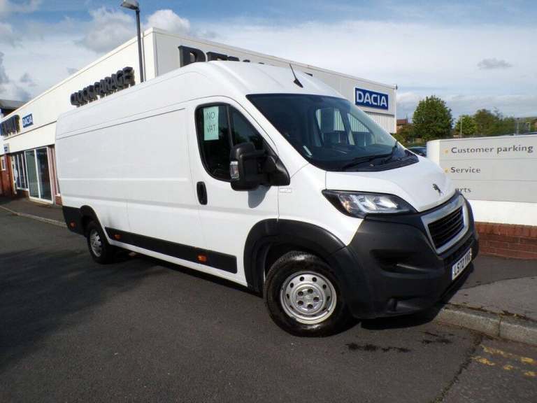 2023 Peugeot Boxer 2.2 BlueHDi 435 Professional Van Diesel Manual L4 H2 140ps Panel Van Diesel Ma...