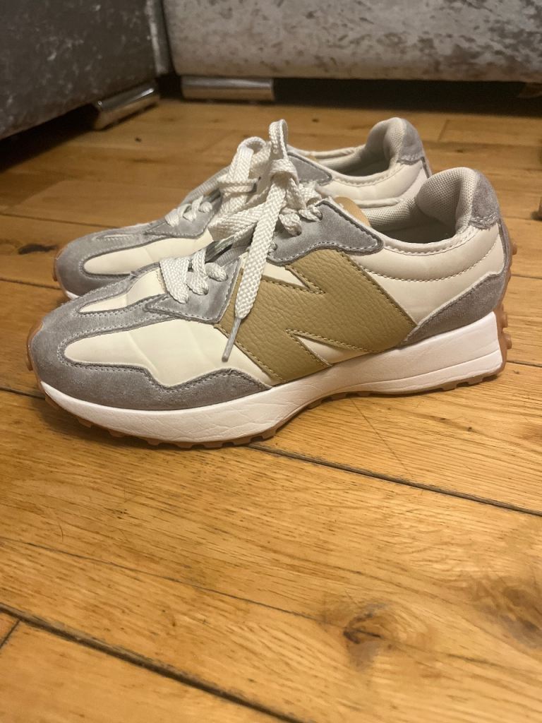 New Balance 327 Trainers – Multicoloured, Good Condition