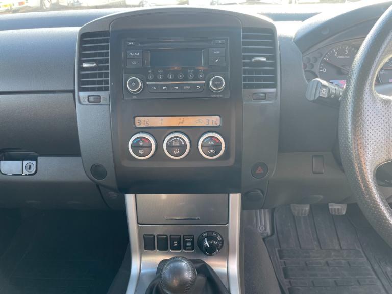 2013 NISSAN NAVARA ACENTA KING CAB 2.5 DCI 4WD PICK UP TRUCK - NO VAT