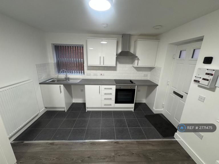 Studio flat in Annex Studio, Liverpool, L7 (#2771475)