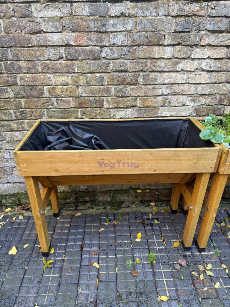 Vegtrug planter 