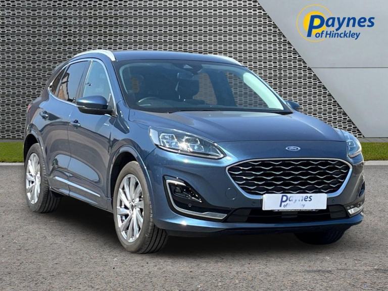 2023 Ford Kuga Vignale 5 Dr 2.5L 190PS pHEV AUTO Chrome Blue NAV LEATHER 1 OWNER