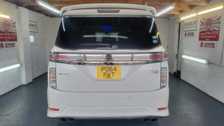 Nissan Elgrand e52 3.5cc automatic 8 seater fresh japanese import 60k 2014