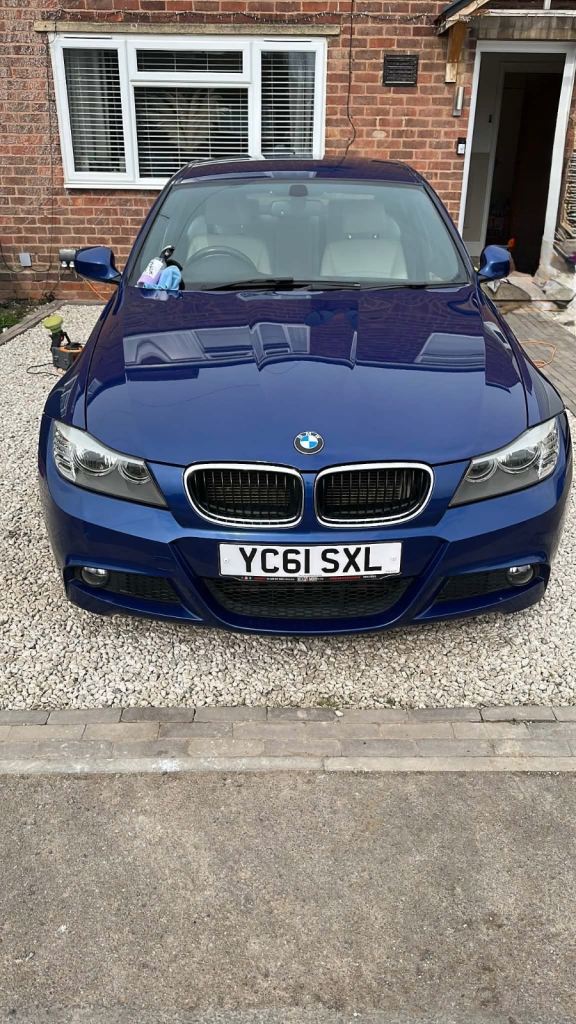 BMW, 3 SERIES, Saloon, 2011, Manual, 1995 (cc), 4 doors