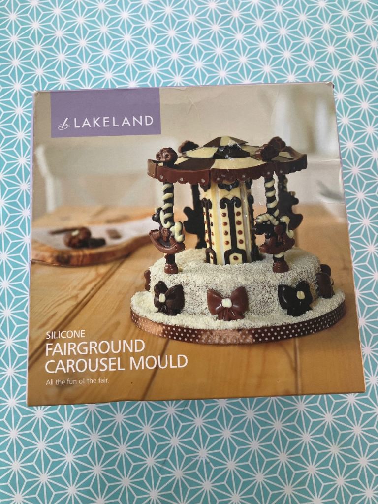 Fairground birthday cake mould